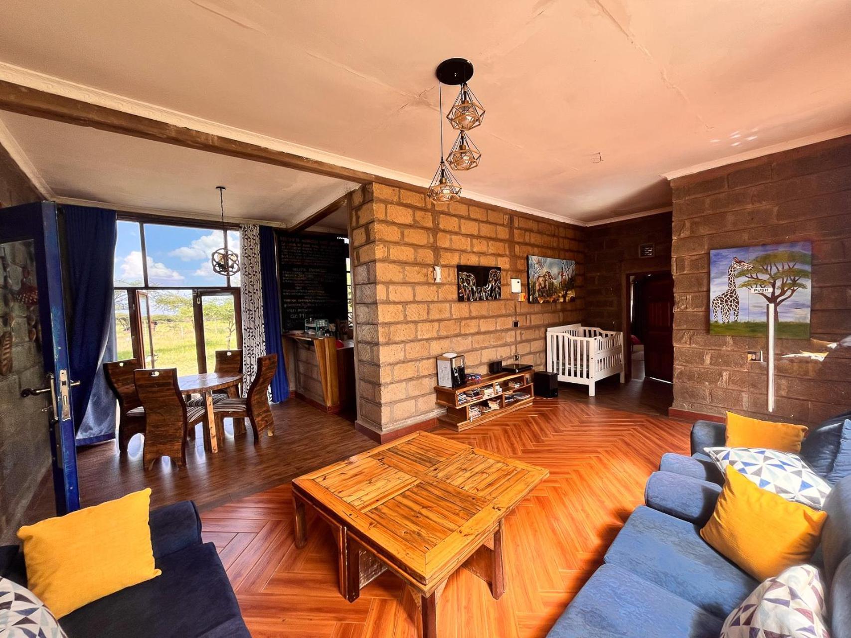 Amboseli Glass House Oloitokitok エクステリア 写真