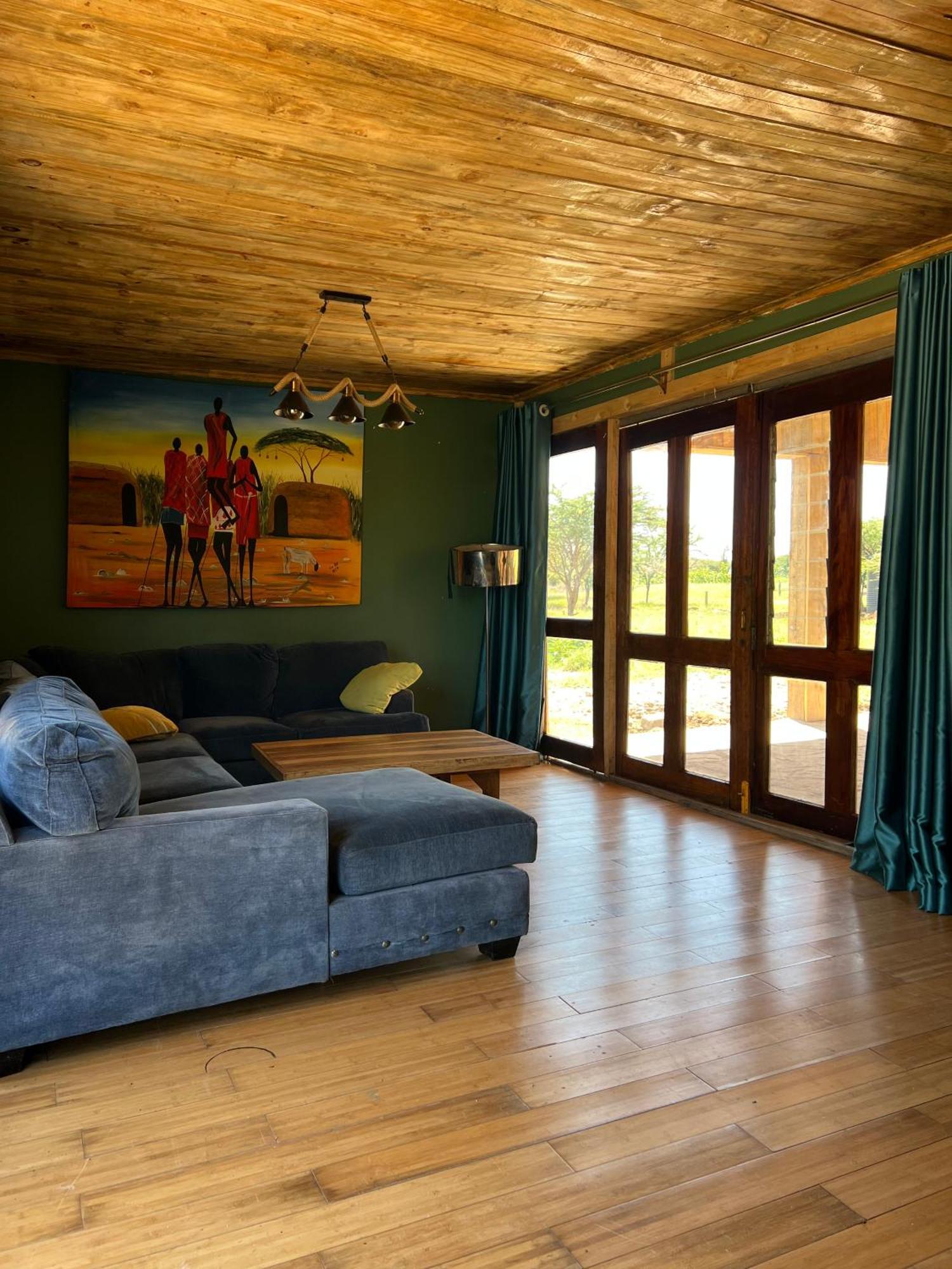 Amboseli Glass House Oloitokitok エクステリア 写真